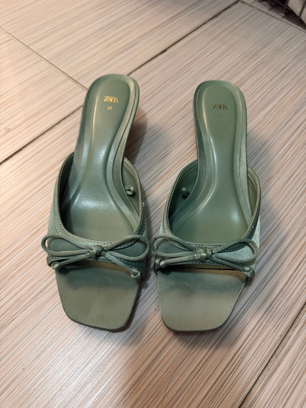 ZARA Sage Green Bow Slide Mules